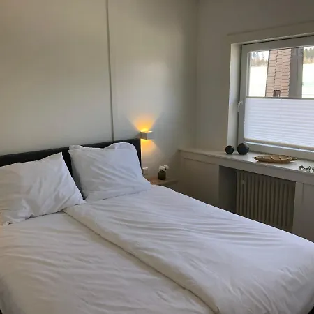 Zwei Loewen Apartamento