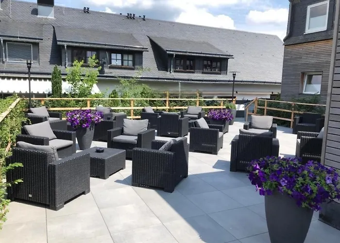 Zwei Loewen Winterberg