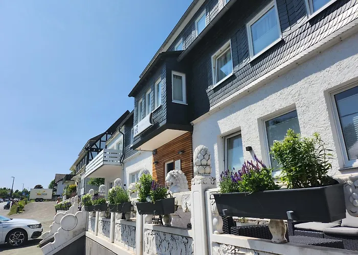 Zwei Loewen Apartament *